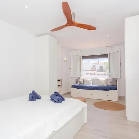 Apartment Calan Blanes Park 2adults 4children